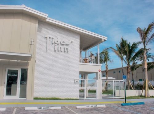 Hotel Tides 3*